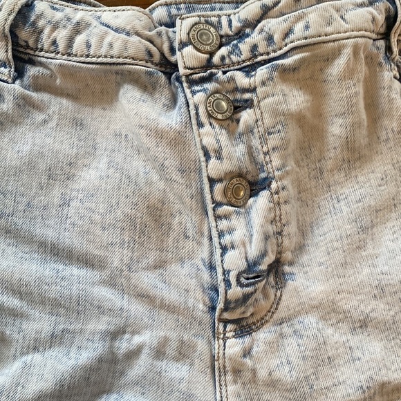 Time And Tru High Rise Jean Shorts Super Distressed 20 - Picture 5 of 13